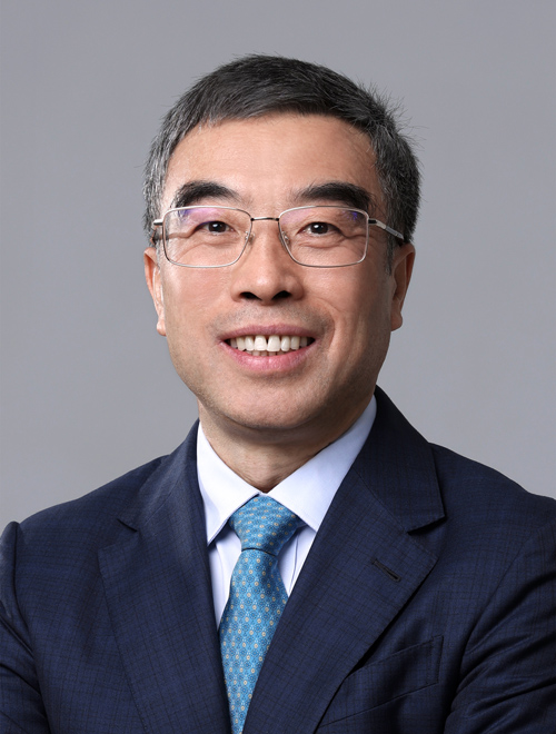  梁华先生